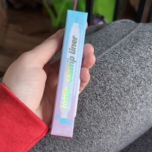 Lottie London - Stamp Liner - Peace Sign